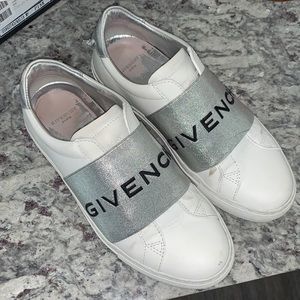 Givenchy Sneakers